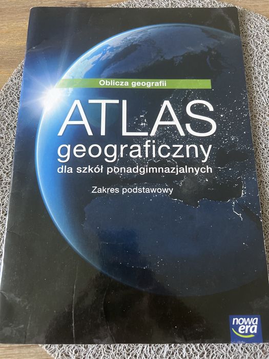 Oblicza geografii atlas geograficzny