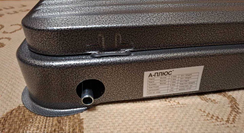 Газовая настольная плита 3 комфорки Газова плитка 3к під балон