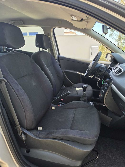 Renault Clio III 1.2 i – 2006