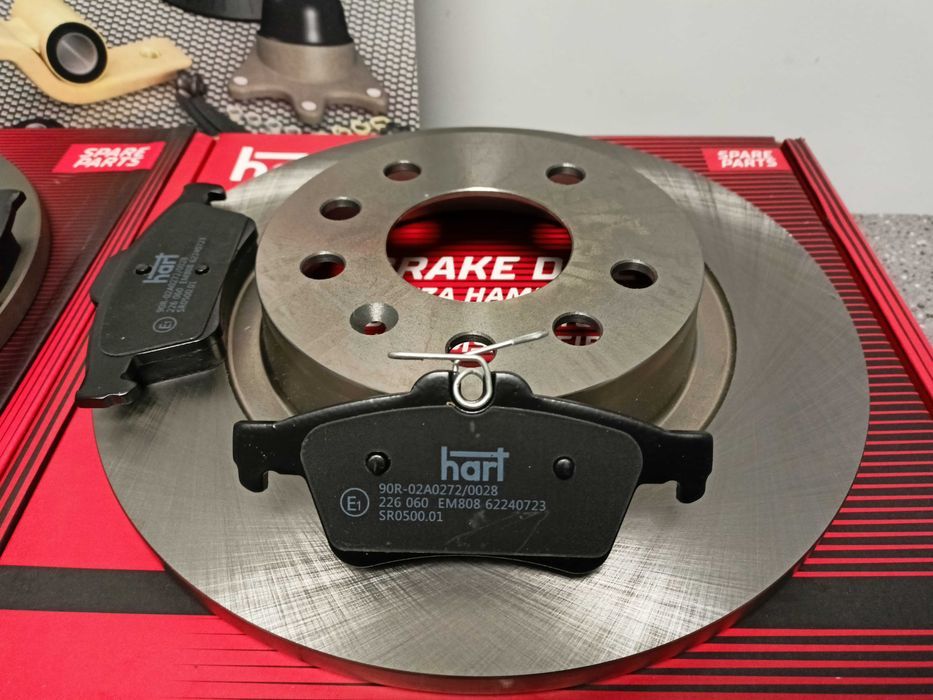 Opel Vectra C 02-Tarcze hamulcowe tył+klocki kpl.> PROMOCJA !!!