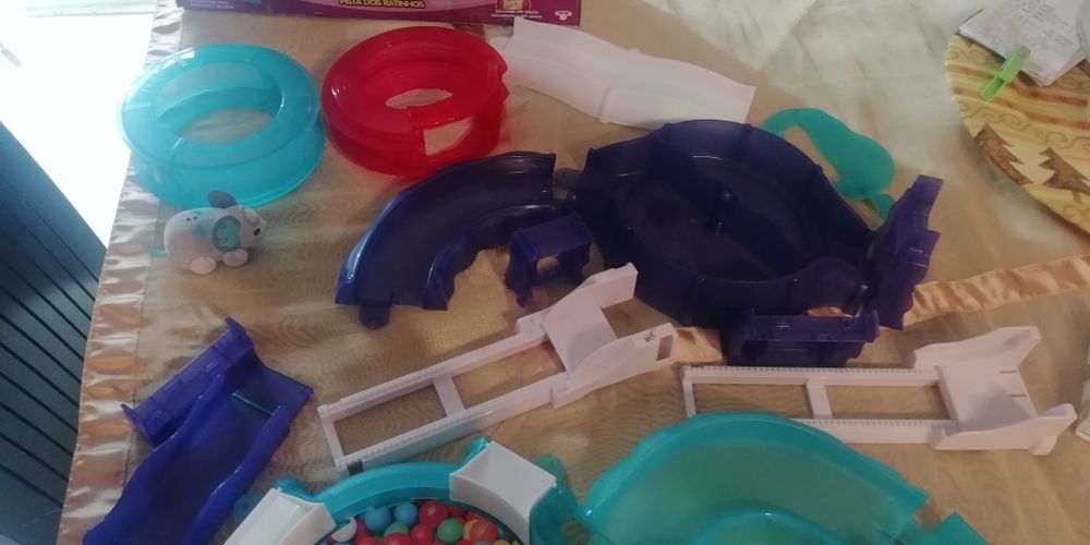 Pista dos ratinhos. Pet live m bom estado e completo. Oferta do rato