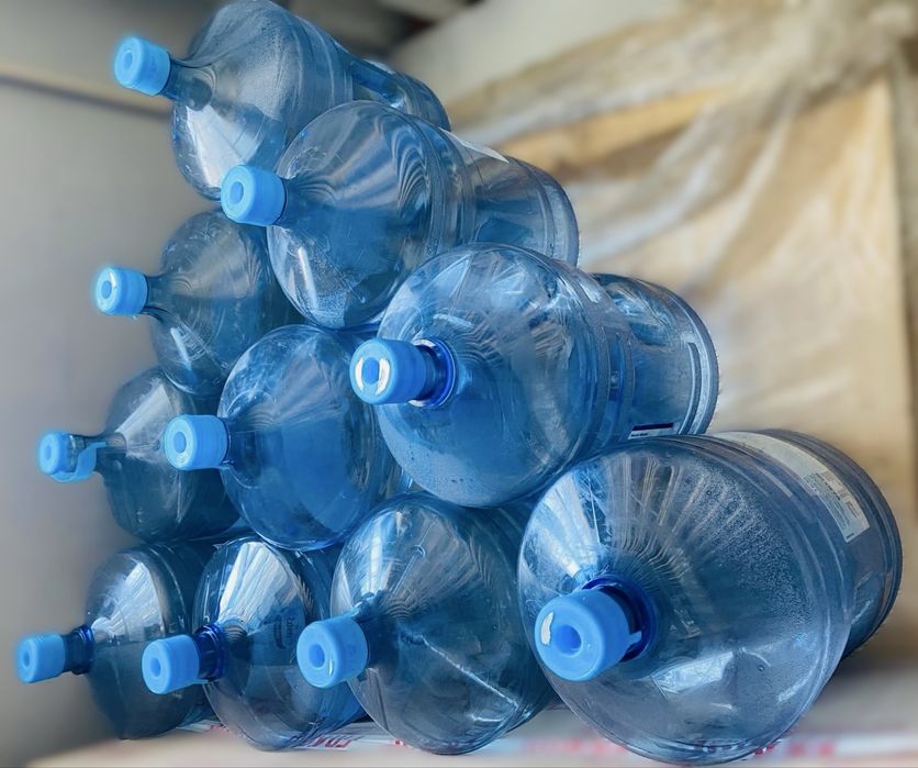 Garrafão água em plástico reutilizável usado vazio 18,9lt
