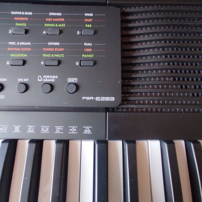 YAMAHA PSR-E283 Новый на гарантии