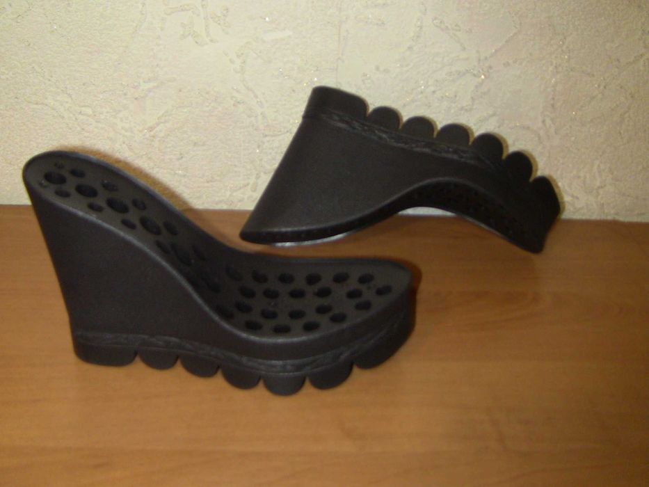 Подошва для женской обуви