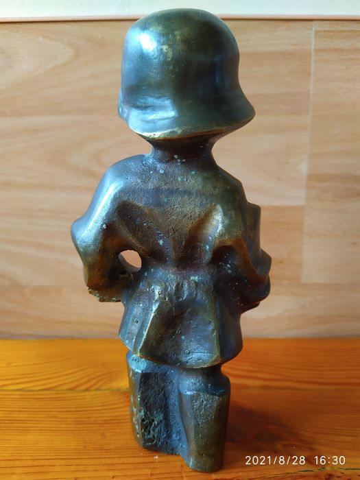 Mały Powstaniec 19,5cm. 2,5kg. Warszawski Duży Ciężki