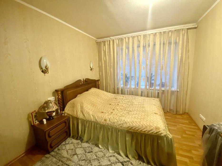 Продажа 4-комнатной квартиры в районе ж/м Тополь