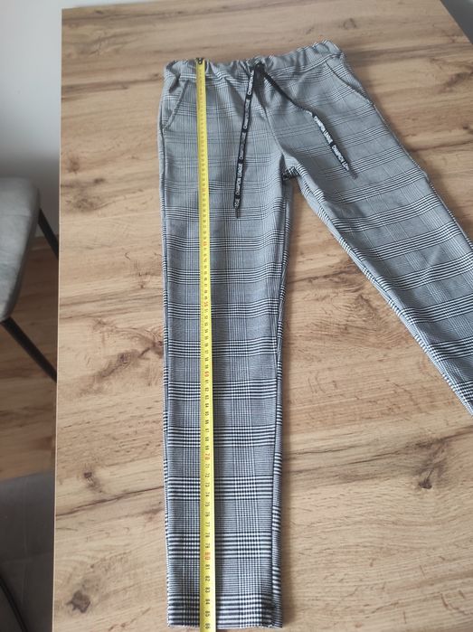 Garnitur damski na komunię i inne okazje .