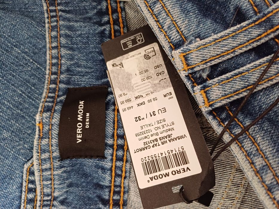 Nowe spodnie damskie Vero Moda rozm W31 L 32.