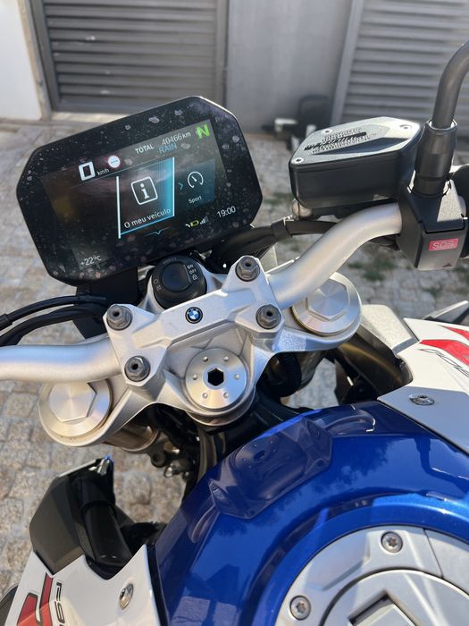 BMW F 900 R – 35 kW (A2)