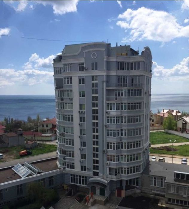 2-комнатная квартира по адресу ул. Приморская (площадь 120 м²) - Atlanta.ua - фото 2