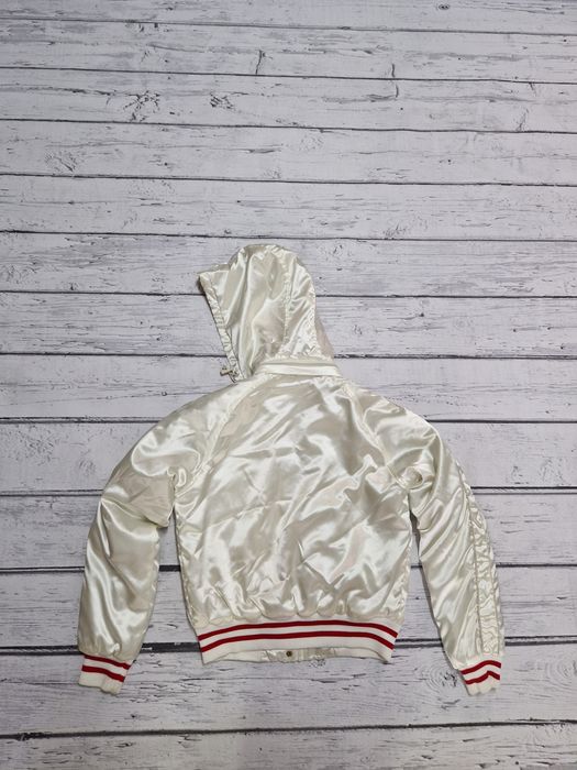 Kurtka pikowana bomberka bejsbolowka