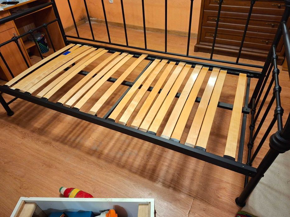 Leżanka łóżko sofa