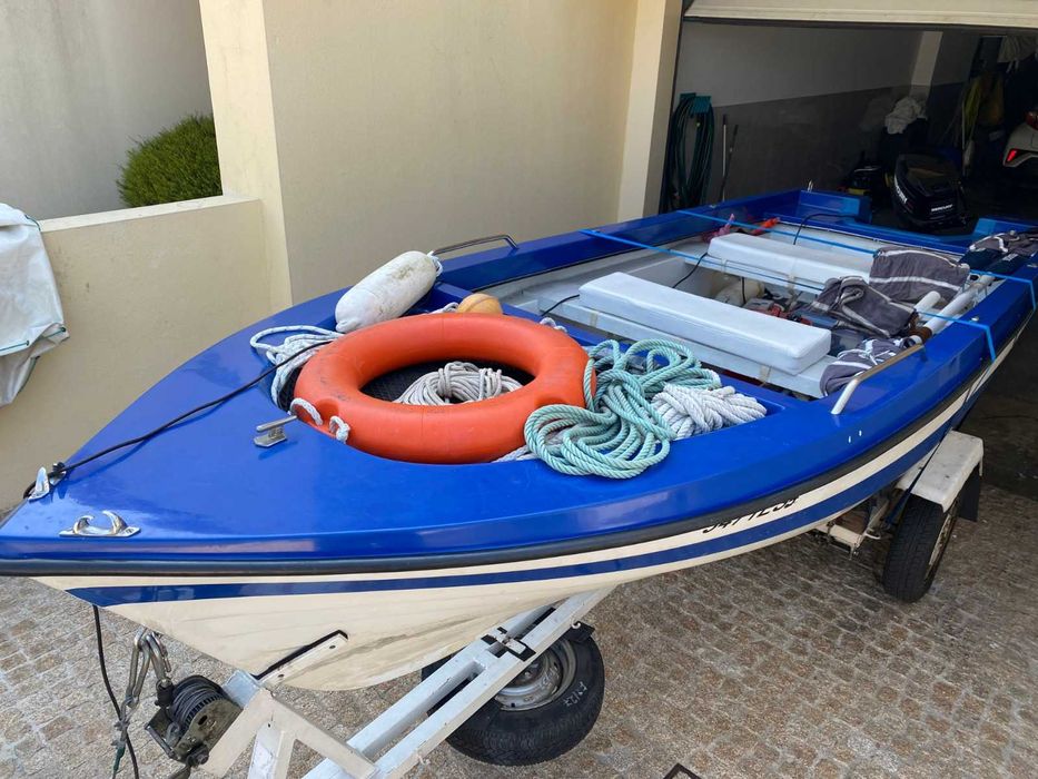 Barco em Fibra de Vidro OBE 4.70+ Motor Mercury 25HP + Atrelado