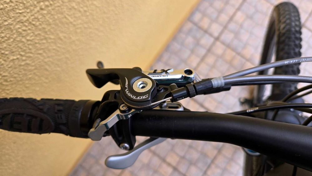 SCOTT Genius 710 com quadro em carbono