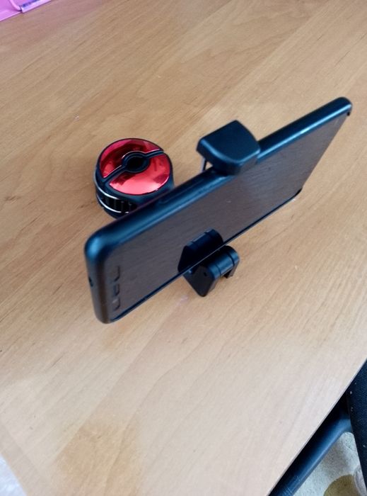 Автомобильный держатель телефон