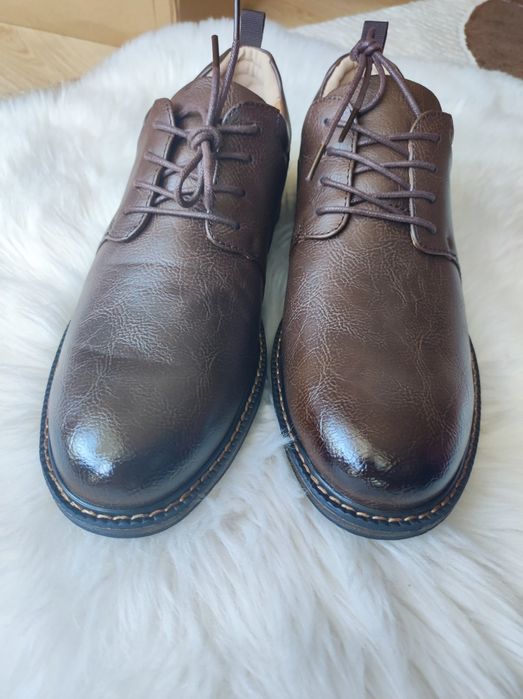 Skórzane buty męskie 42-43