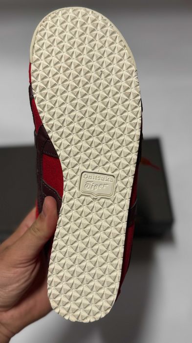 Buty Onitsuka Tiger Mexico 66 Devil, rozmiar 39