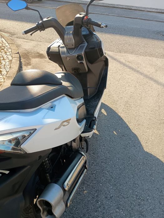 Moto Barata em bom estado de conservação com poucos kilometros rodados.