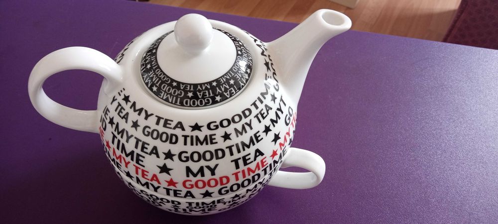 Bule de Louça, Novo, com Chávena My Tea/Good Time (microondas)