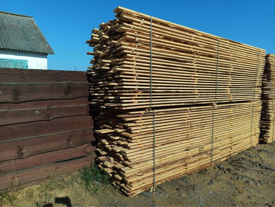 Обрізна столярна дошка крокви опалубка дошка на дах рейка брус балка