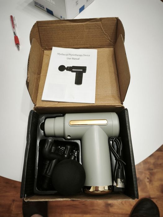 Pistolet masujący Masażer Ręczny Massage Gun – Stan Idealny, Komplet!