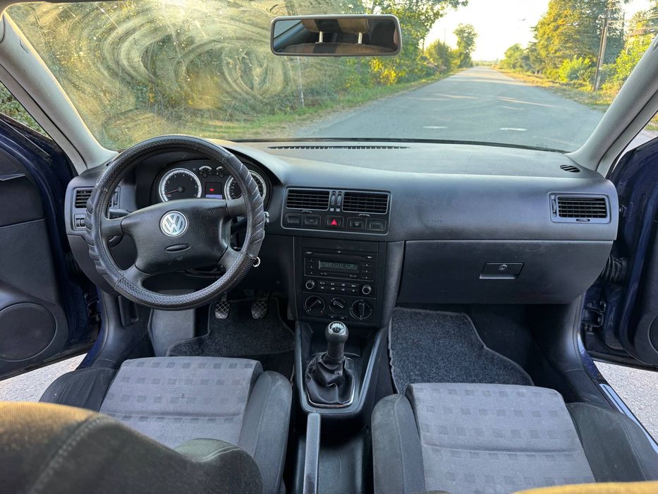 Продам Фольцваген гольф 4