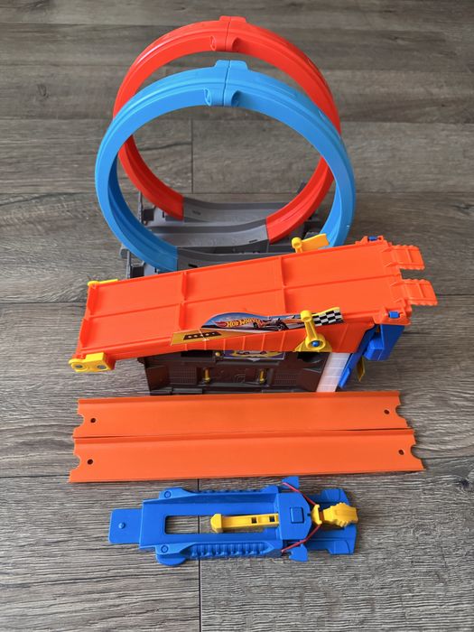 Hot Wheels Хотвілс трек, станція тех. обслуговування