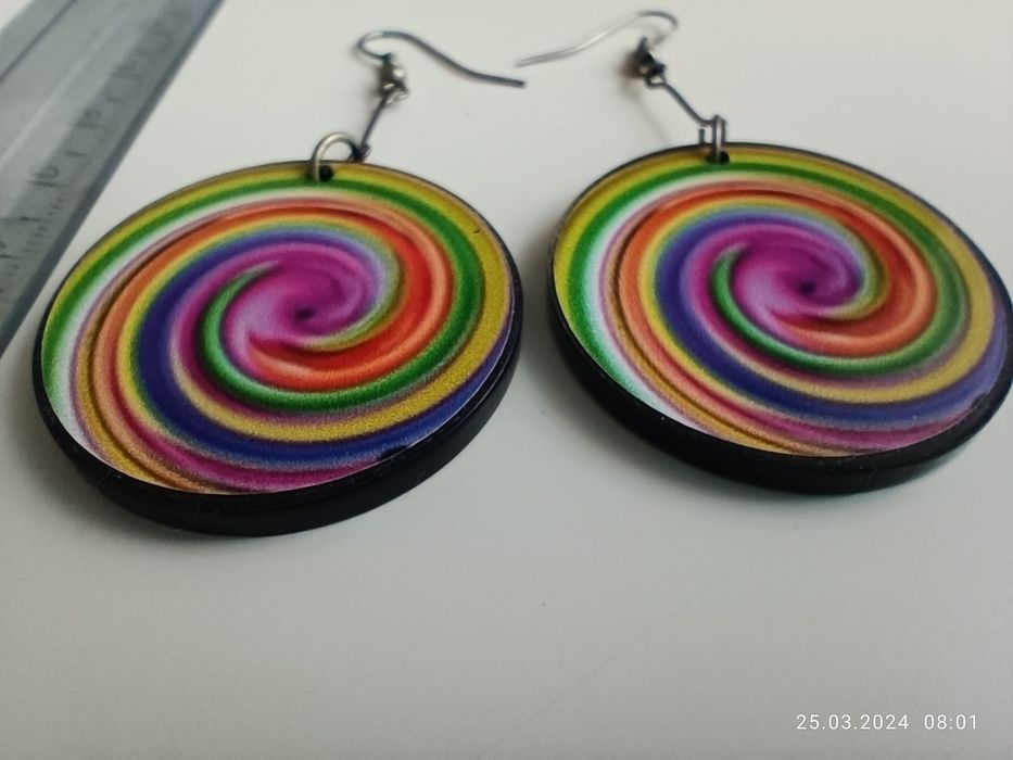 Kolczyki wiszące kolorowe
