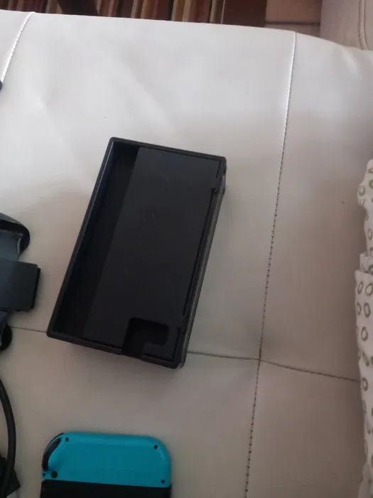 nintendo switch novo com todas as peças | Sim, está disponível