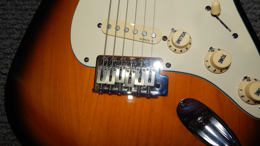 Squier Affinity, `03, China. Stainless Steel Frets.