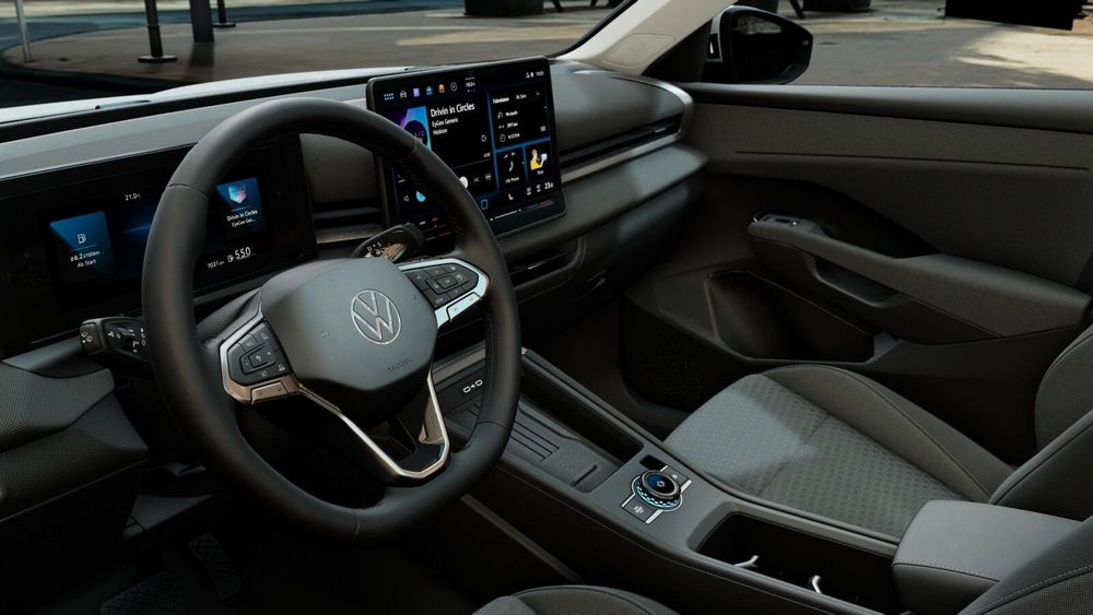 Volkswagen T-Roc Climatronic, LED, pakiet zimowy, dostępny od ręki!