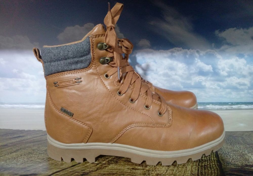 Оригінал чоловічі спортивні черевики McKinley