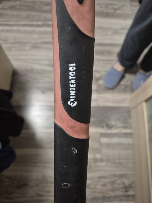 Колун для колки дров intertool 2.7кг