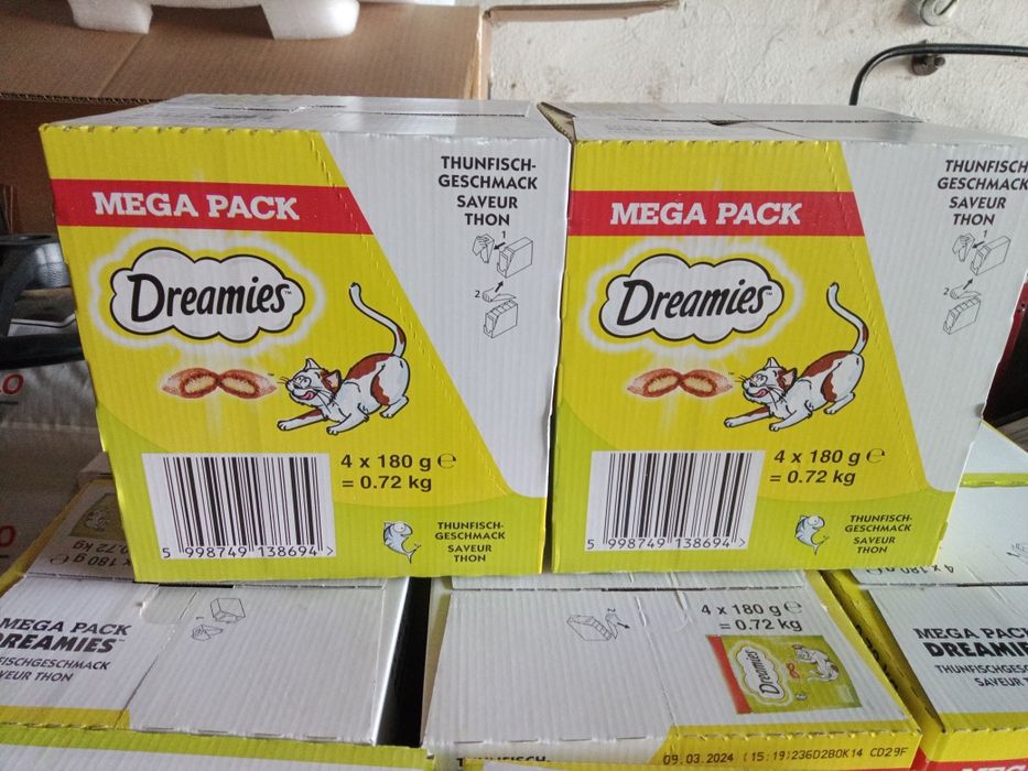 Karma dla psa i kota