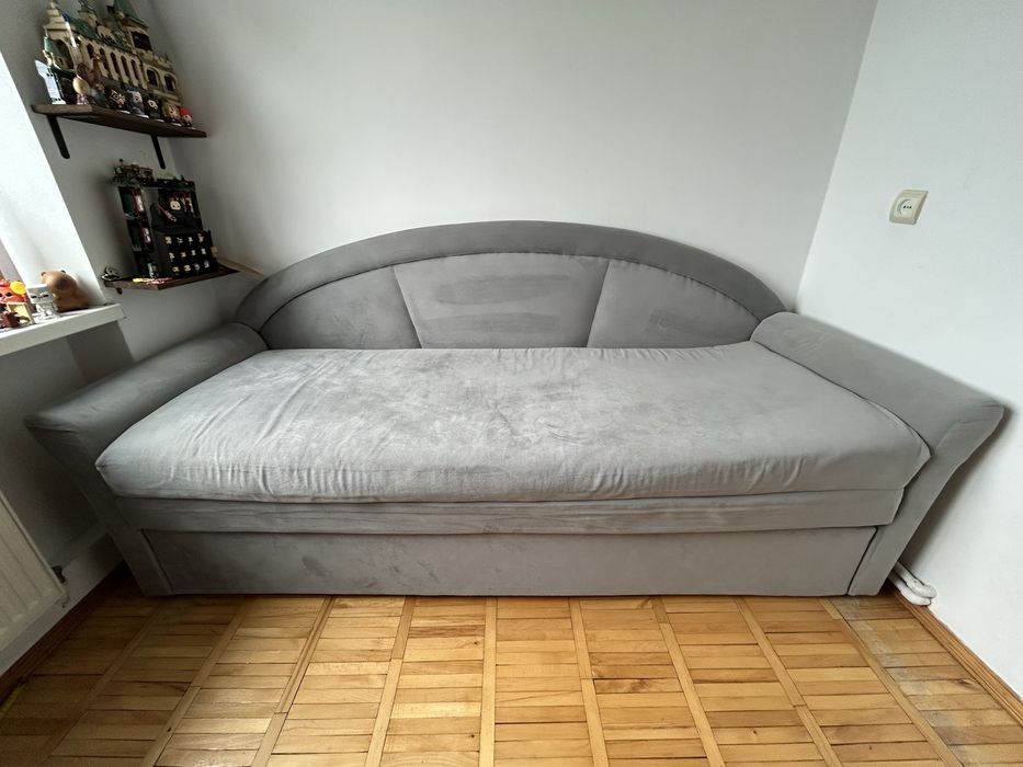 Диван розкладний б/у