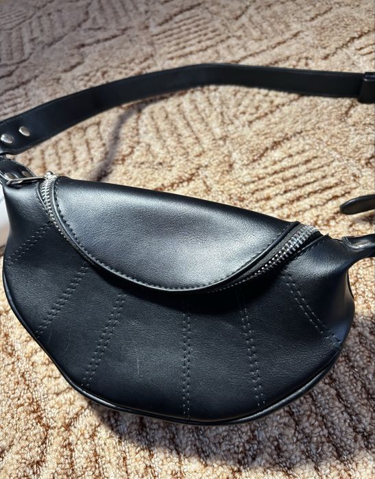 Чорна бананка/сумка