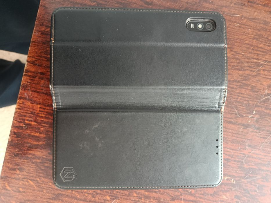 Продам б,у телефон ремі 9