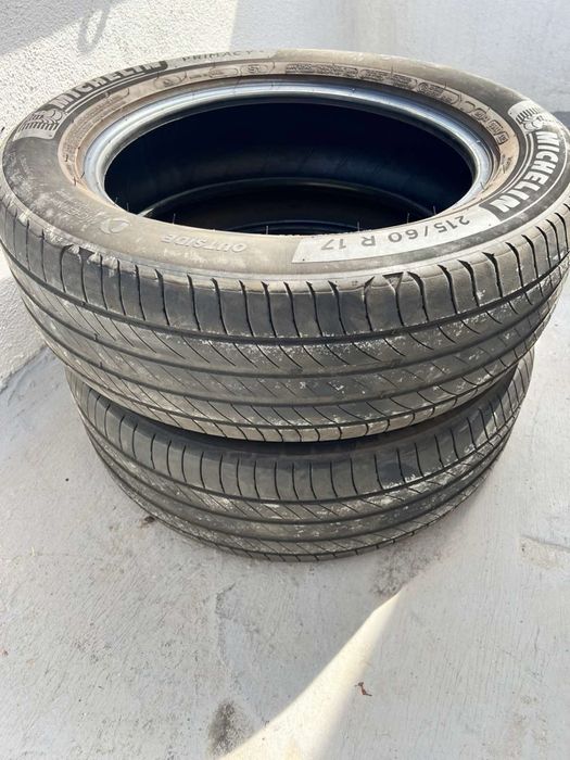 215/60/17 Mishelin 2 pneus