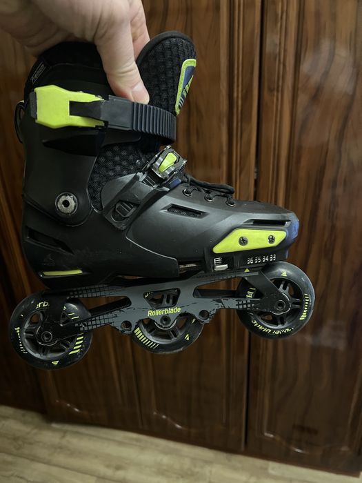 Ролікові ковзани Apex