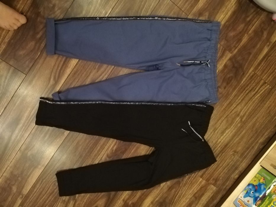 Spodnie z lampasem 5 XL kolor  jeansowy NOWE