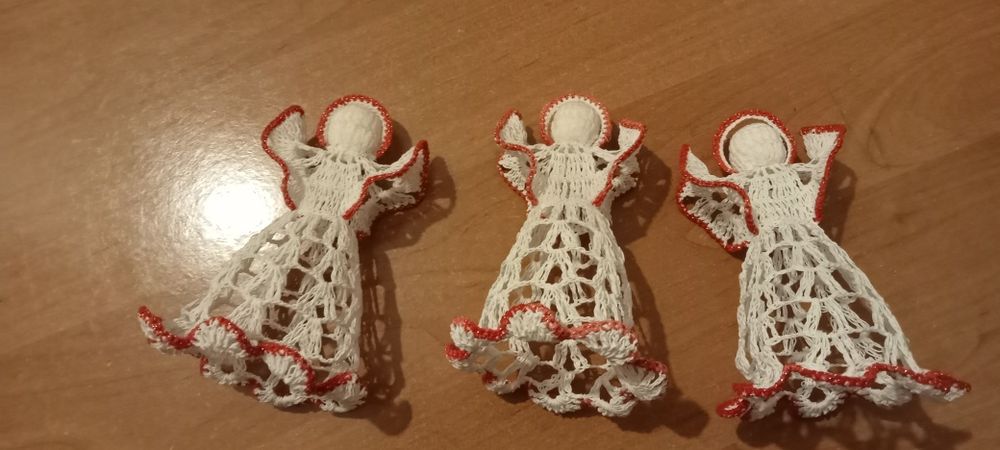Aniołki robione na szydełku z Koniakowa