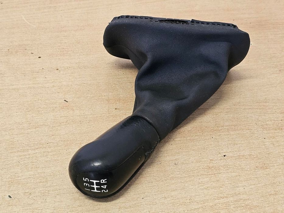 gałka biegów volvo v50 s40 c30 c70 2004-2012