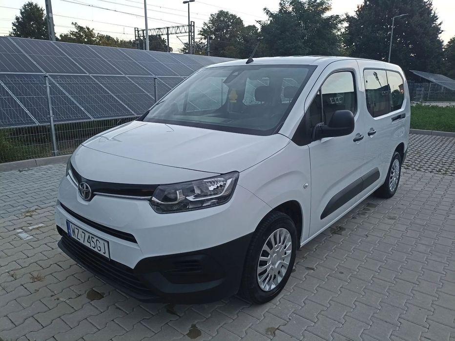 Toyota Proace City Verso Toyota Proace City Verso 1.5 D 102KM Manual LONG L2 drzwi przesuwne
