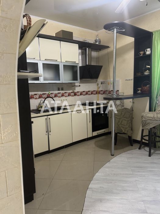 Продам 3 комнатную квартиру с мебелью и техникой на Ленпоселке!