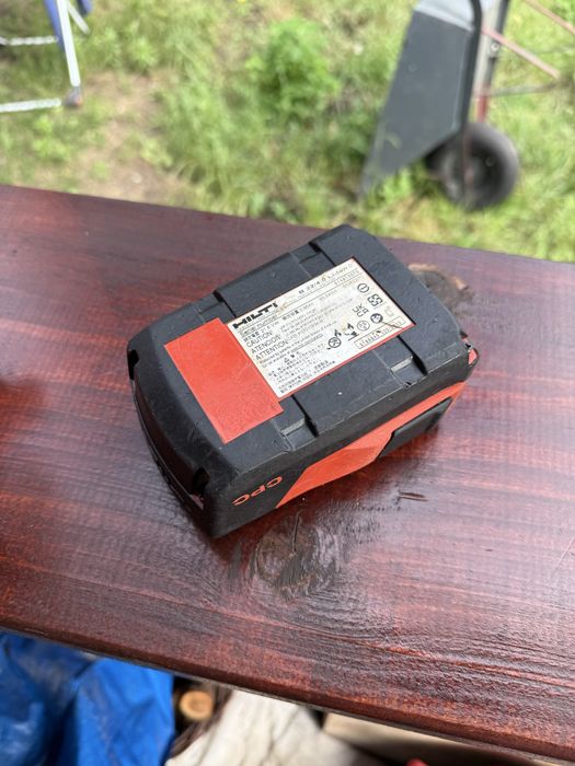 Bateria hilti b22/ 4.0Ah sprawna 2022