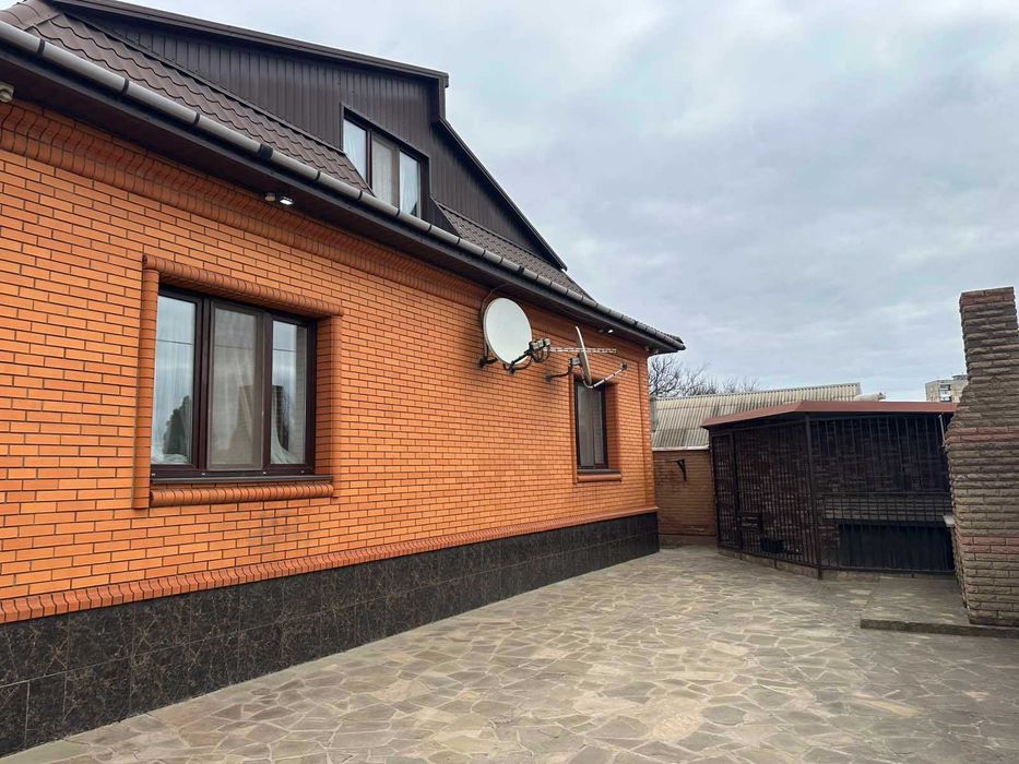 Продаж сучасного  будинку   Саксаганський р-н, вул. Скляра