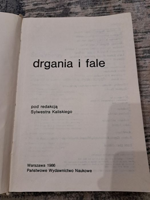 Drgania i fale S. K.