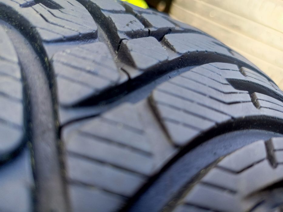 Sprzedam prawie nowe opony Kleber 205/55 r16