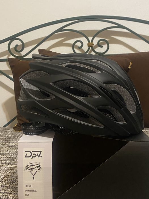 Capacete ciclismo marca DPV