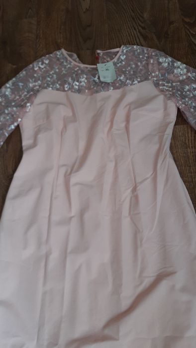 Сукня жіноча  , приталена